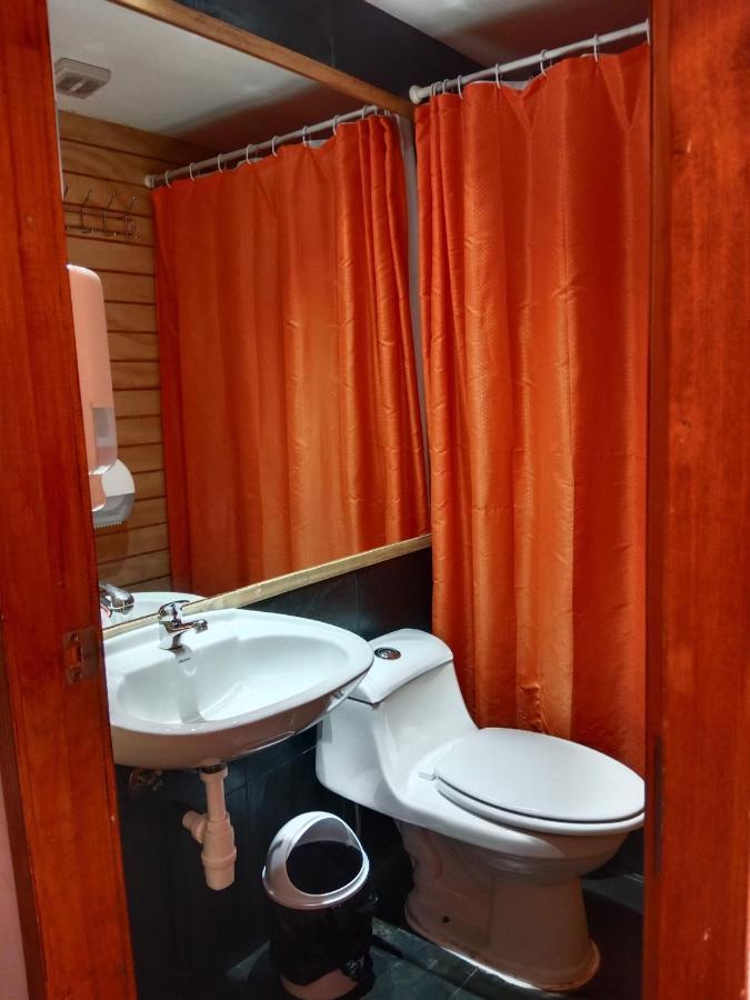פואנטה ארנס Almer Hostal מראה חיצוני תמונה